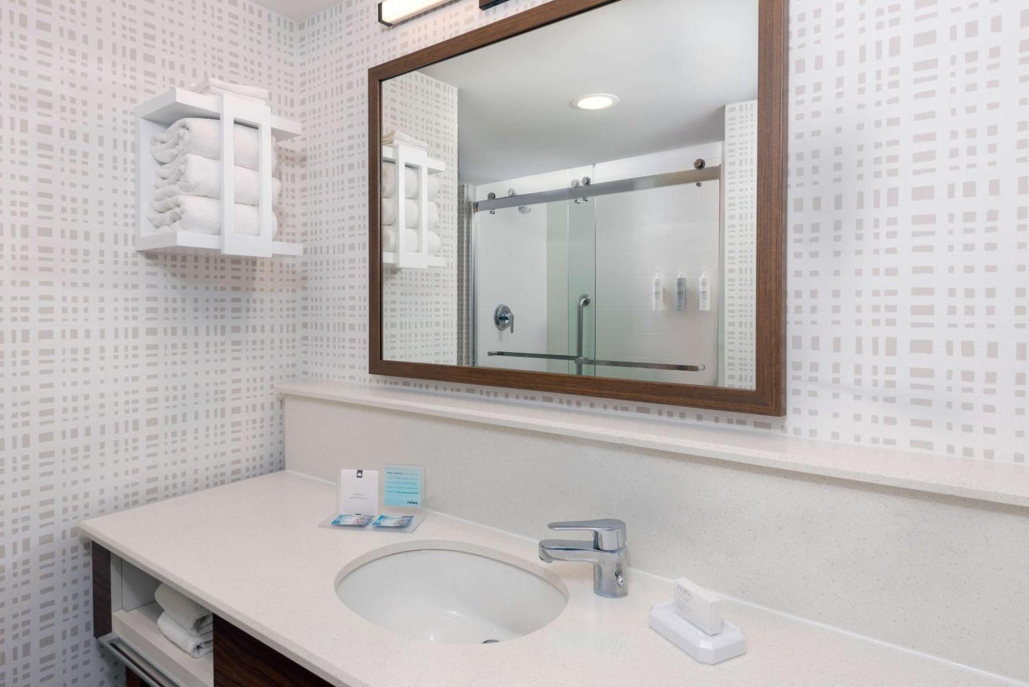 Hampton Inn And Suites Clearwater Beach Buitenkant foto