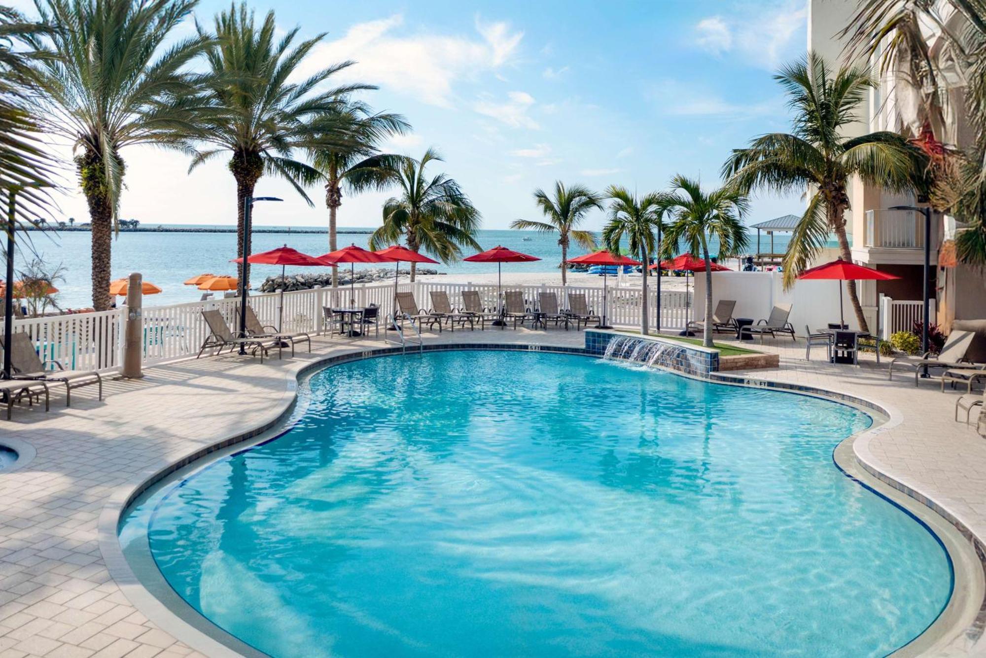 Hampton Inn And Suites Clearwater Beach Buitenkant foto